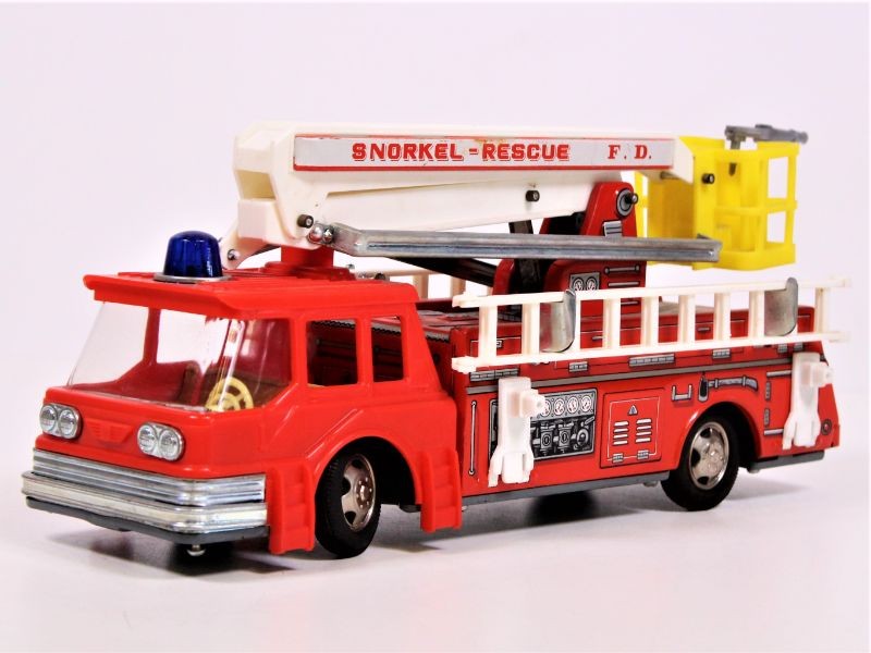 Vintage "Junior Toy" brandweerwagen